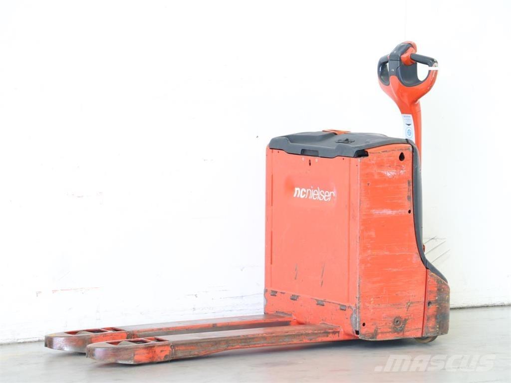 Linde T16/1152 Колички високоповдигачи с теглич