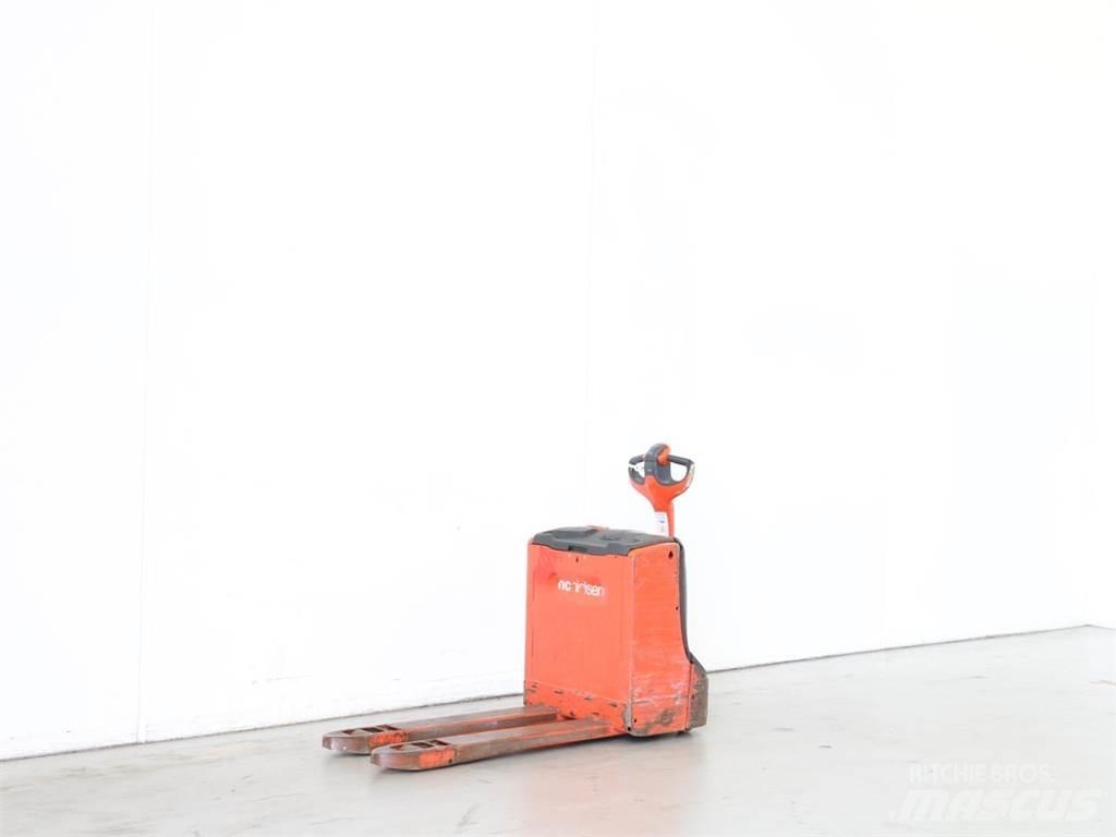 Linde T16/1152 Колички високоповдигачи с теглич