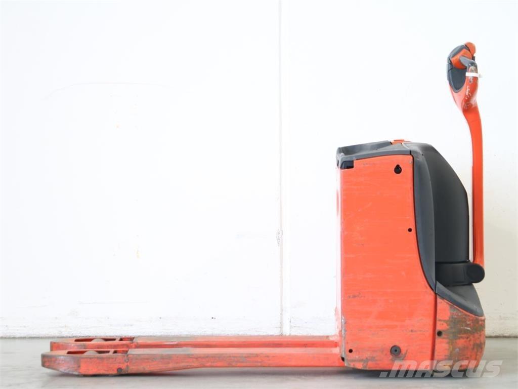 Linde T16/1152 Колички високоповдигачи с теглич