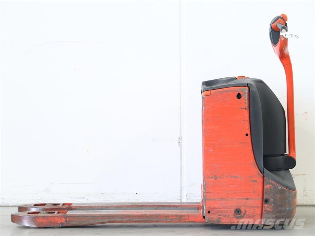 Linde T16/1152 Колички високоповдигачи с теглич