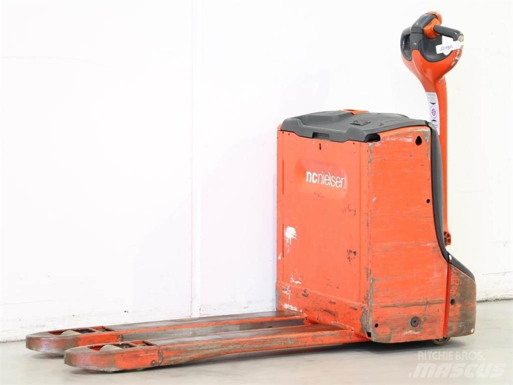 Linde T16/1152 Колички високоповдигачи с теглич