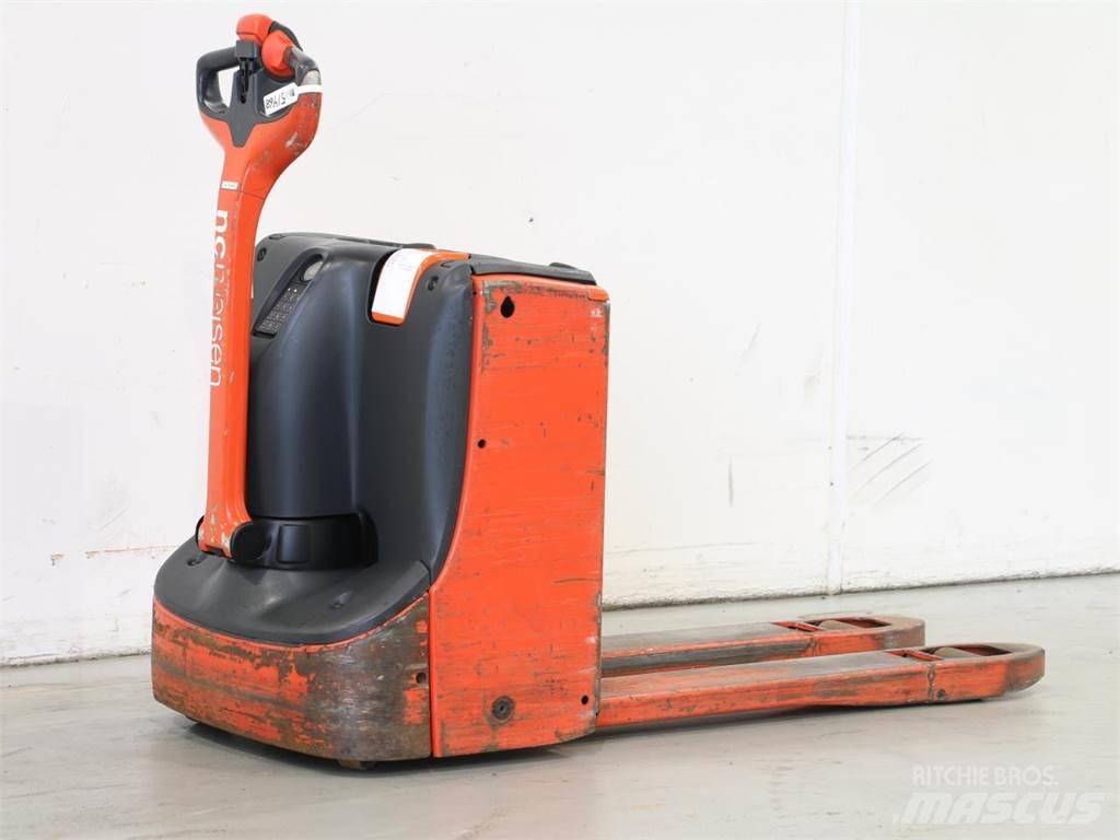 Linde T16/1152 Колички високоповдигачи с теглич