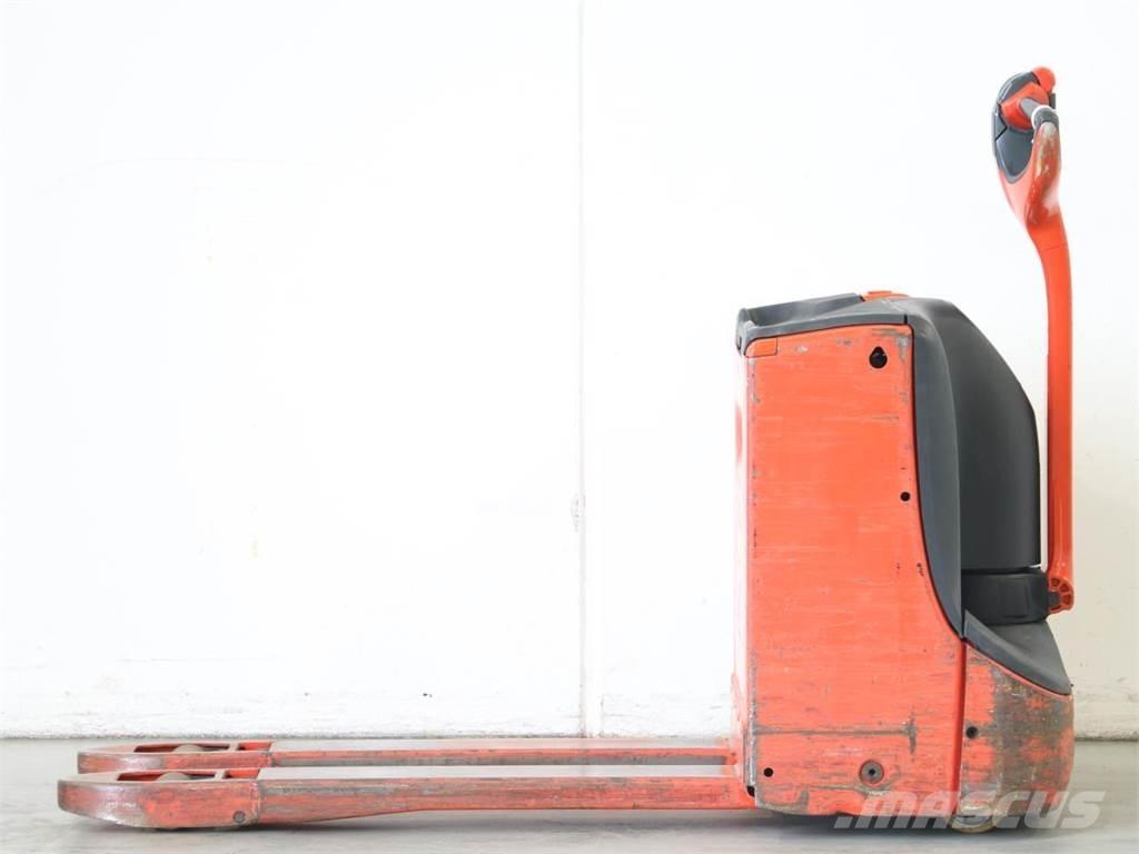 Linde T16/1152 Колички високоповдигачи с теглич
