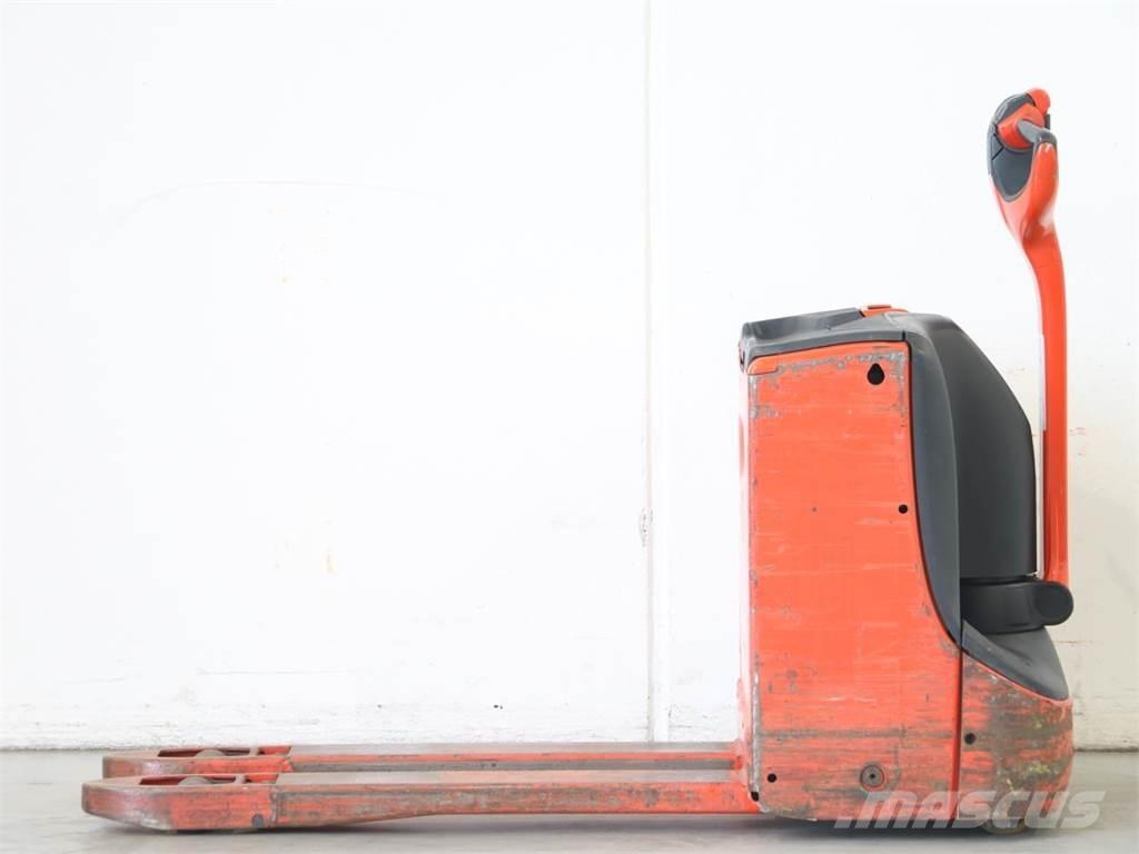Linde T16/1152 Колички високоповдигачи с теглич