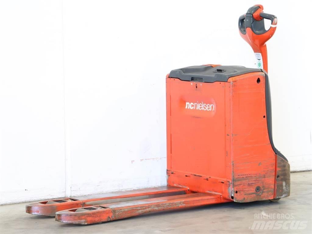 Linde T16/1152 Колички високоповдигачи с теглич