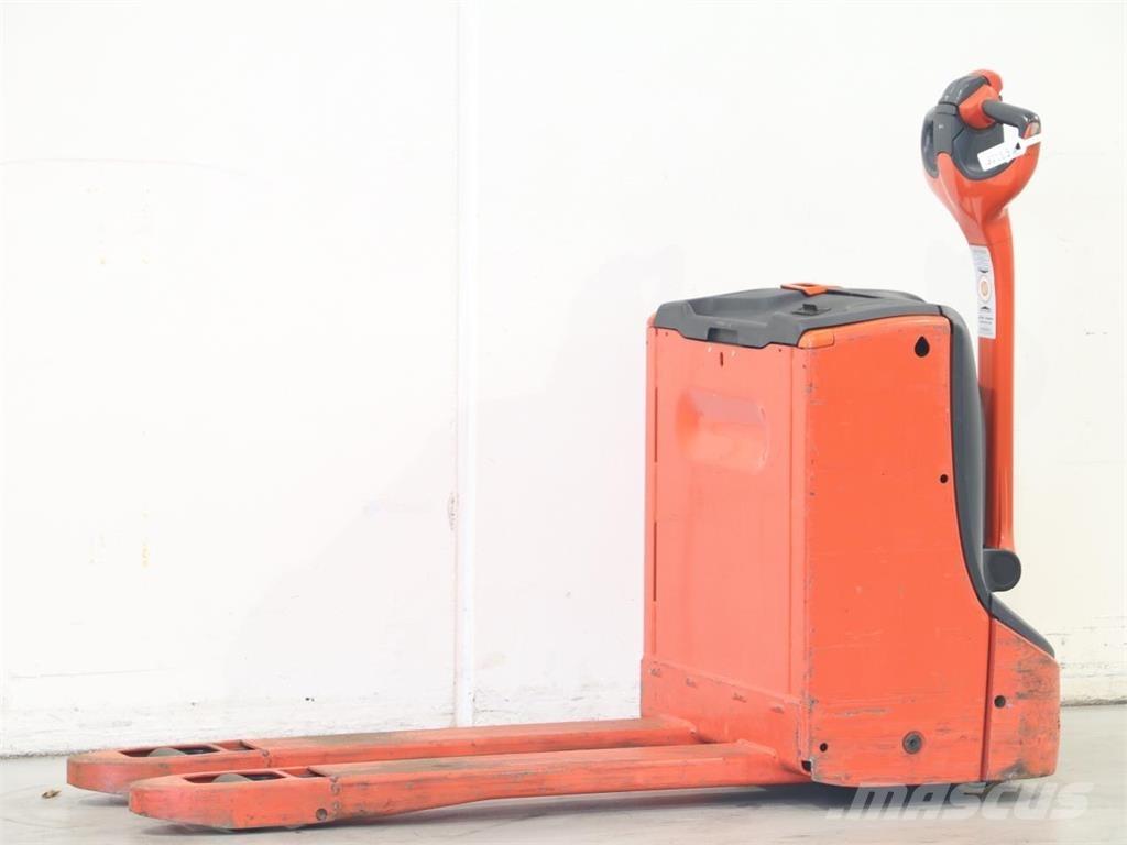 Linde T16/1152 Колички високоповдигачи с теглич