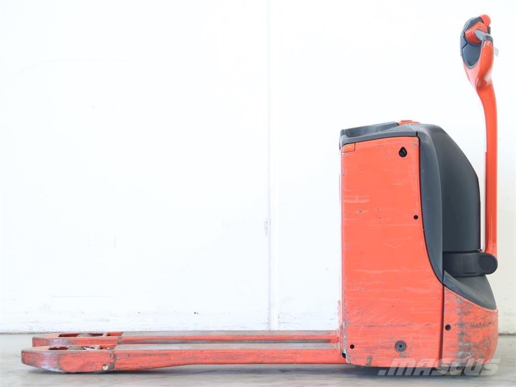 Linde T16/1152 Колички високоповдигачи с теглич