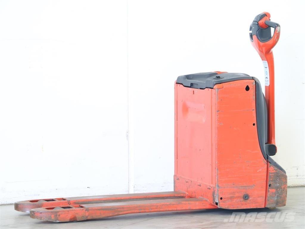 Linde T16/1152 Колички високоповдигачи с теглич