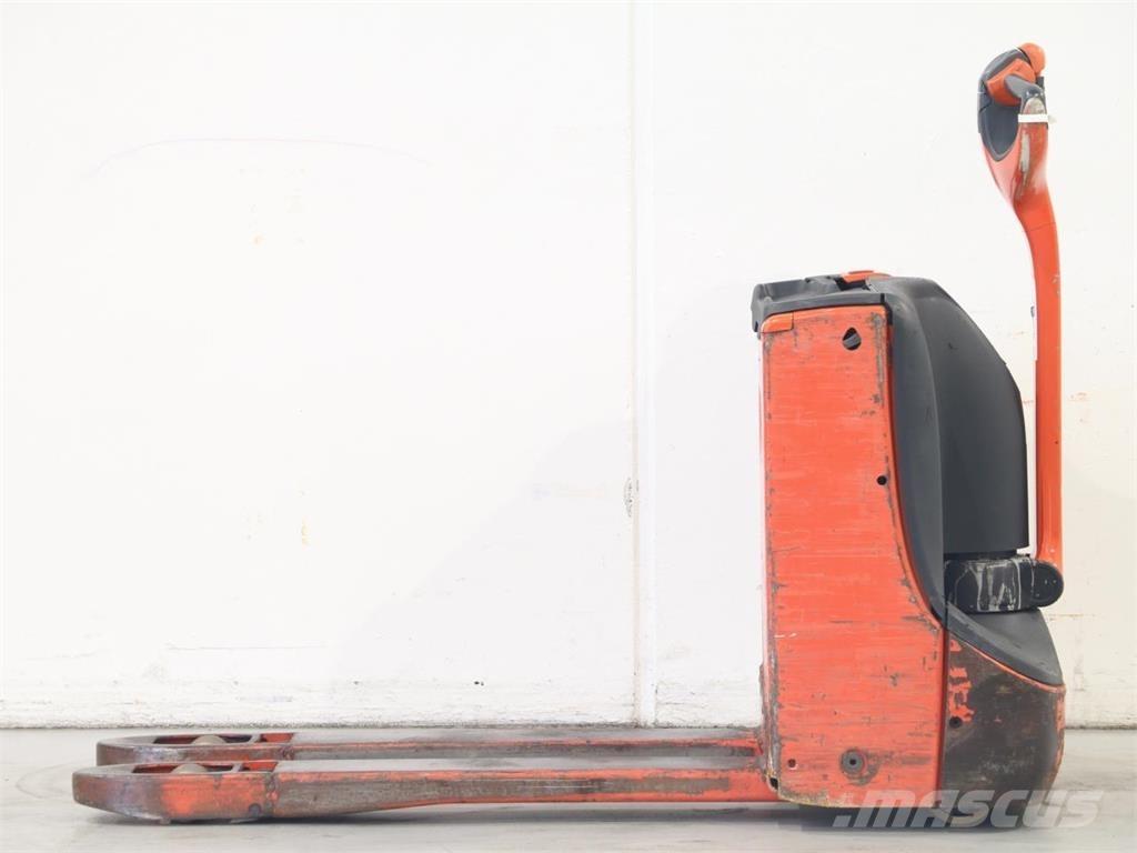 Linde T16/1152 Колички високоповдигачи с теглич
