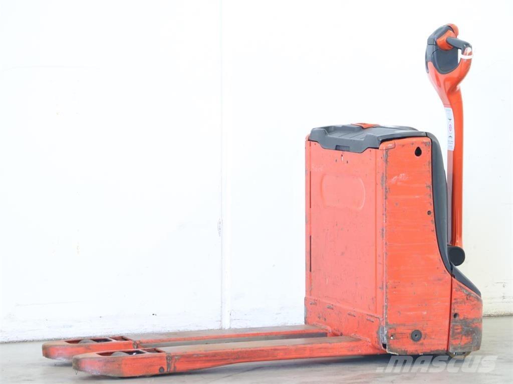 Linde T16/1152 Колички високоповдигачи с теглич