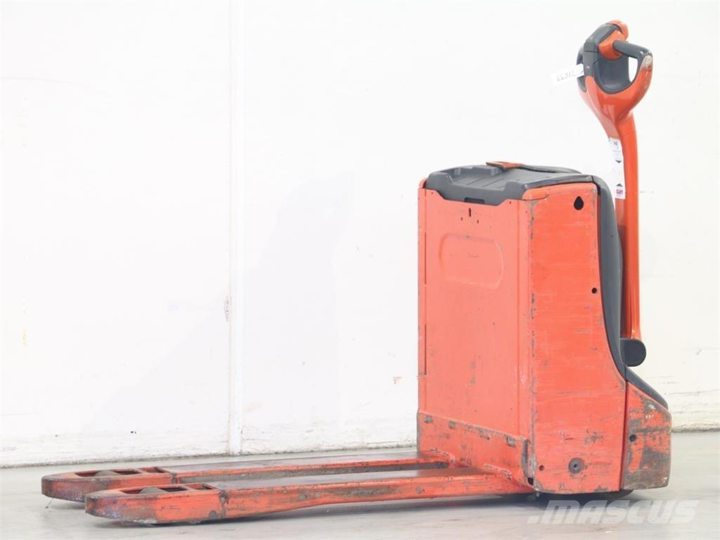 Linde T16/1152 Колички високоповдигачи с теглич