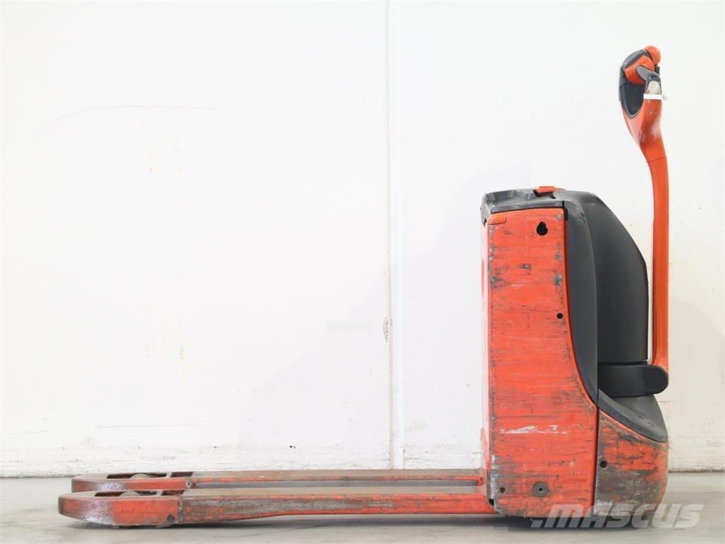 Linde T16/1152 Колички високоповдигачи с теглич