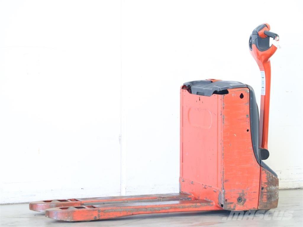 Linde T16/1152 Колички високоповдигачи с теглич