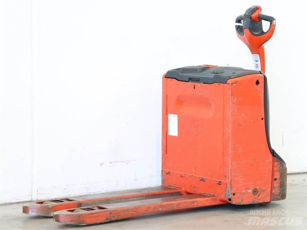 Linde T16/1152-00 Колички високоповдигачи с теглич
