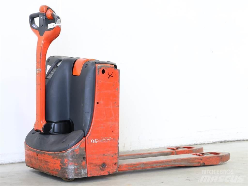 Linde T16/1152-00 Колички високоповдигачи с теглич