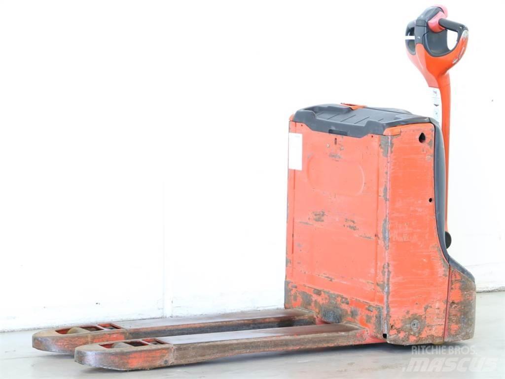 Linde T16/1152-00 Колички високоповдигачи с теглич