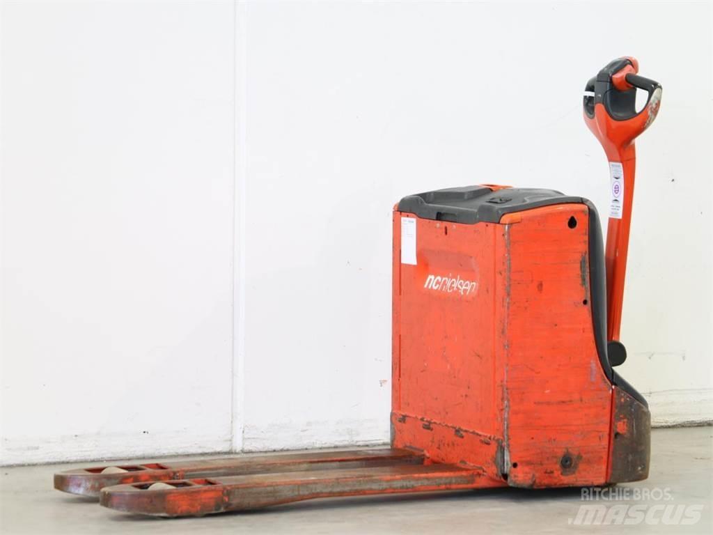 Linde T16/1152-00 Колички високоповдигачи с теглич