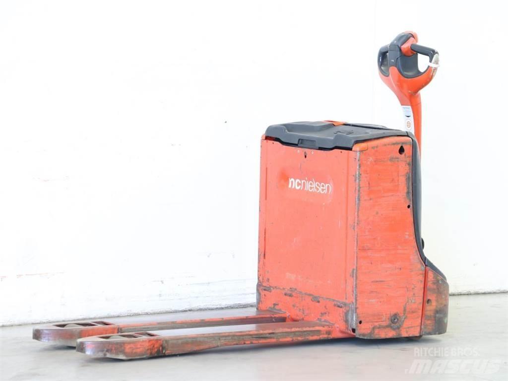 Linde T16/1152-00 Колички високоповдигачи с теглич