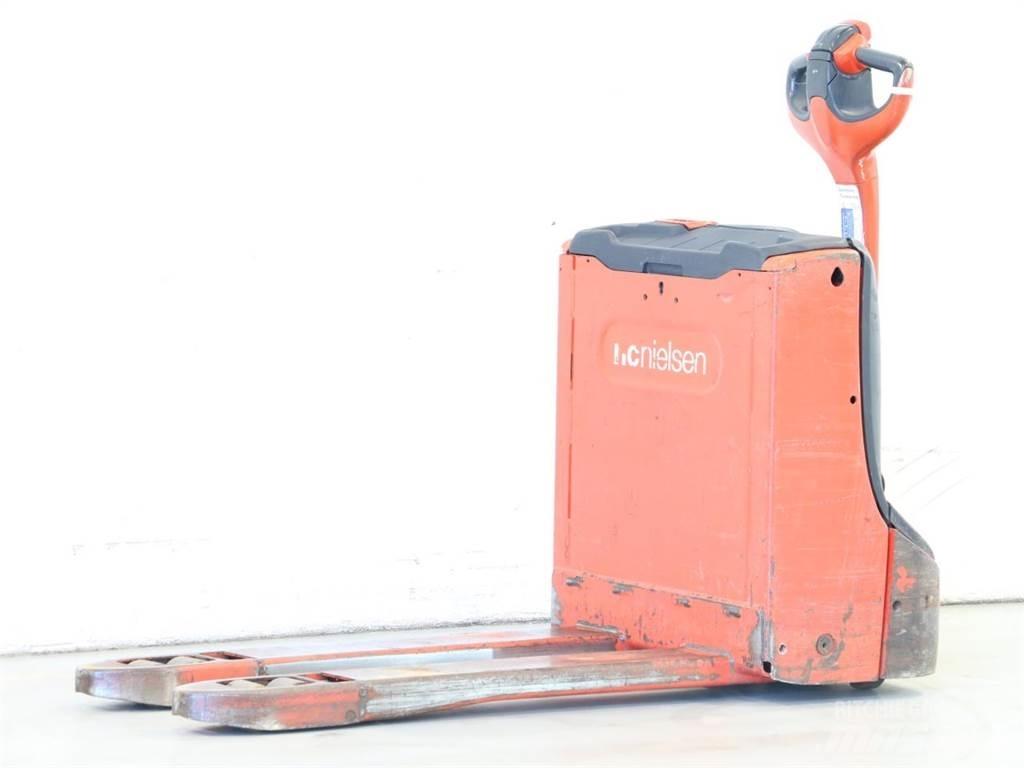 Linde T16/1152-00 Колички високоповдигачи с теглич