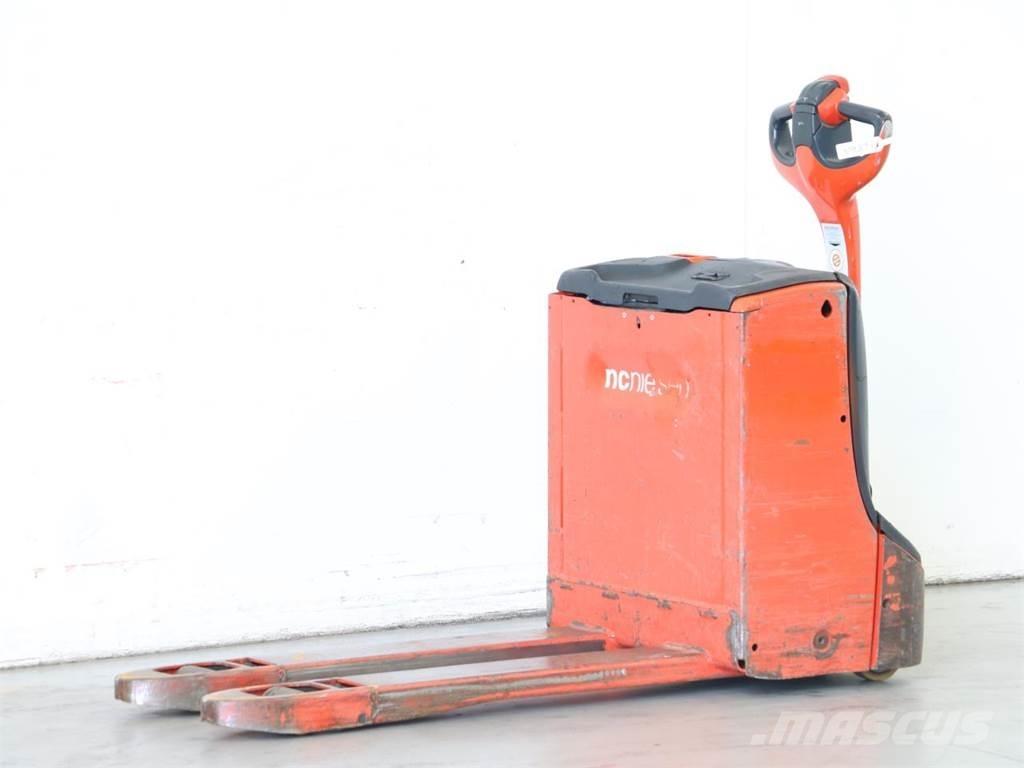 Linde T16/1152-00 Колички високоповдигачи с теглич