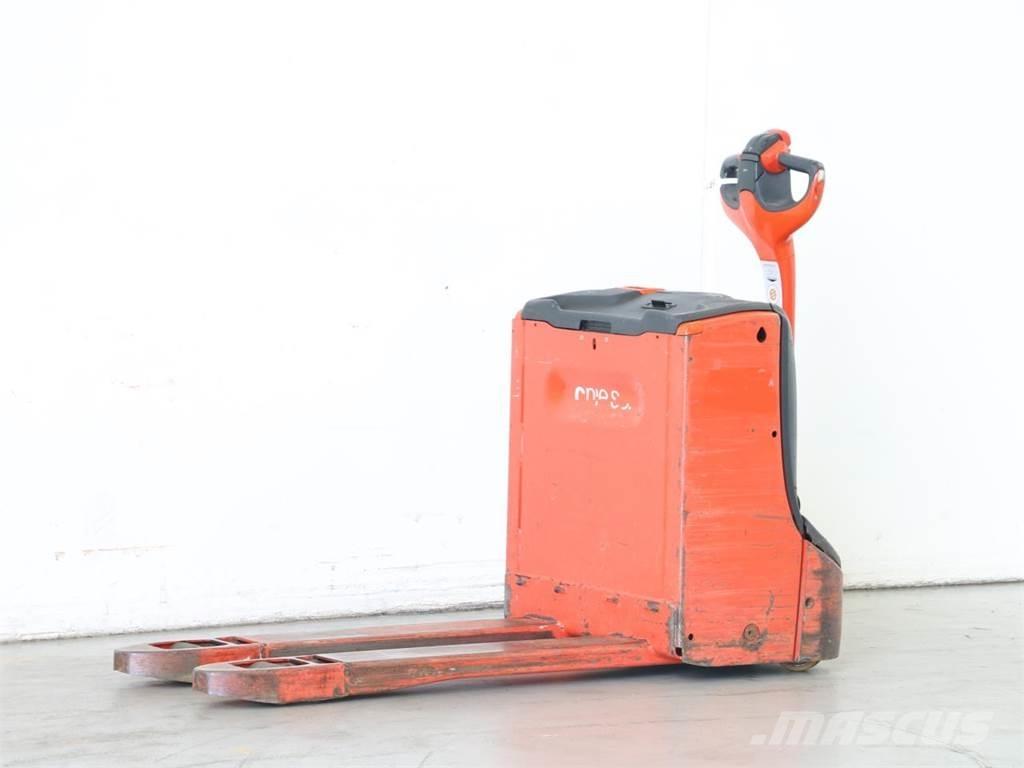Linde T16/1152-00 Колички високоповдигачи с теглич