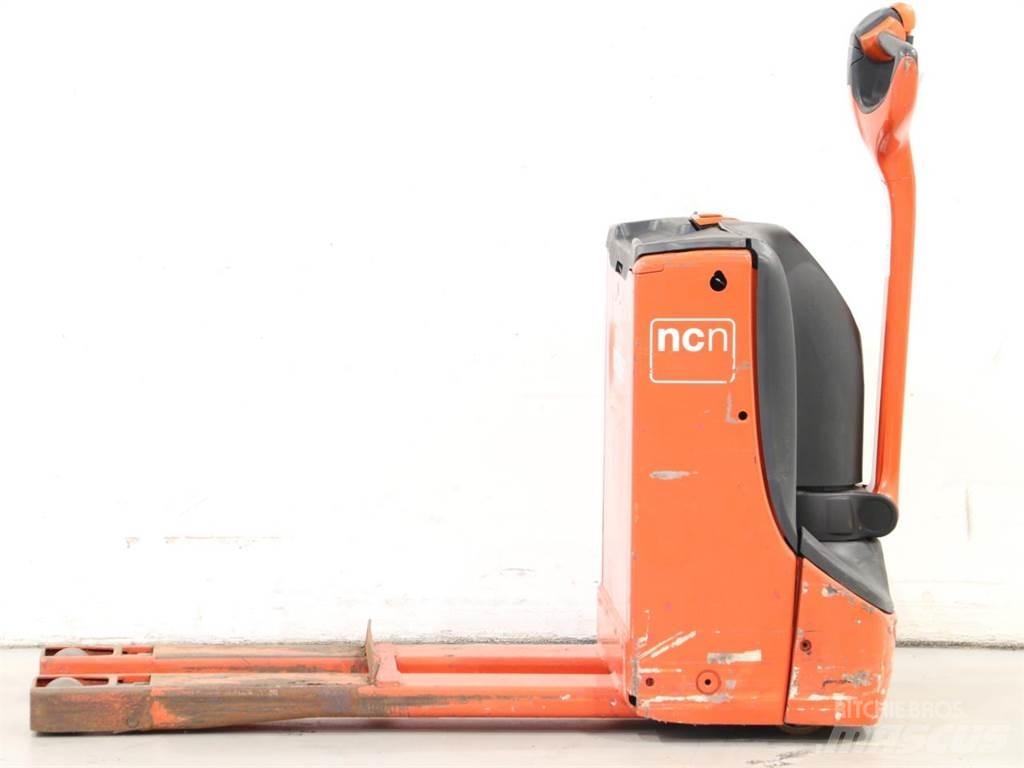 Linde T16/1152-00 Колички високоповдигачи с теглич