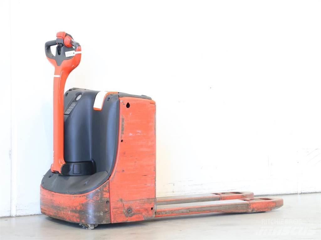 Linde T16/1152-00 Колички високоповдигачи с теглич