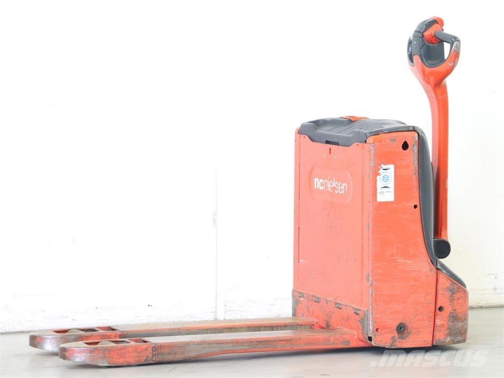 Linde T16/1152-00 Колички високоповдигачи с теглич