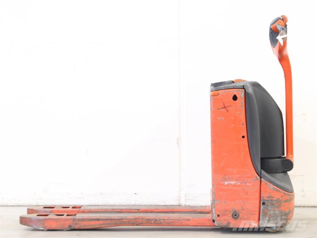 Linde T16/1152-00 Колички високоповдигачи с теглич