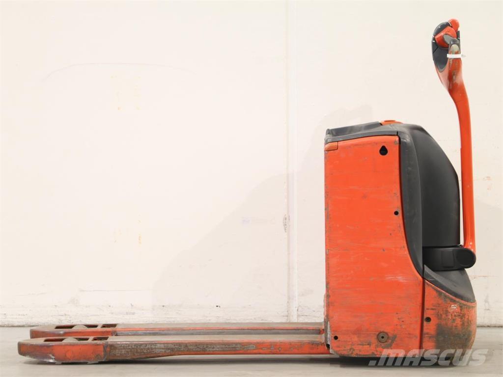 Linde T16/1152-02 Колички високоповдигачи с теглич