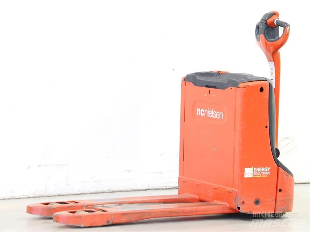 Linde T16/1152-02 Колички високоповдигачи с теглич