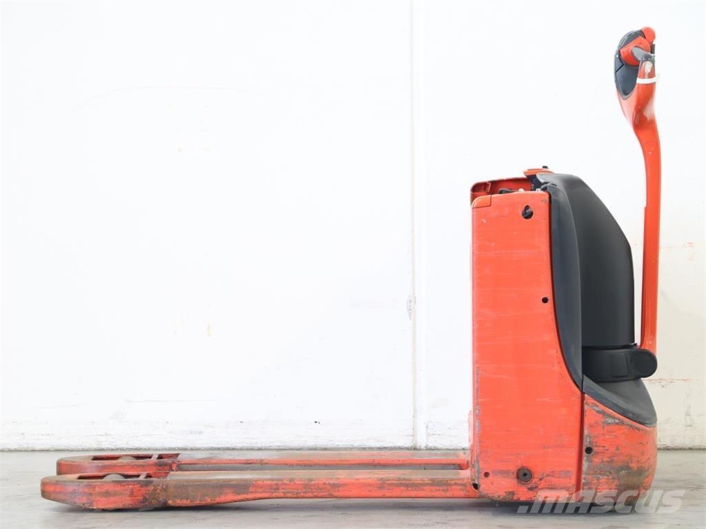 Linde T16/1152-02 Колички високоповдигачи с теглич