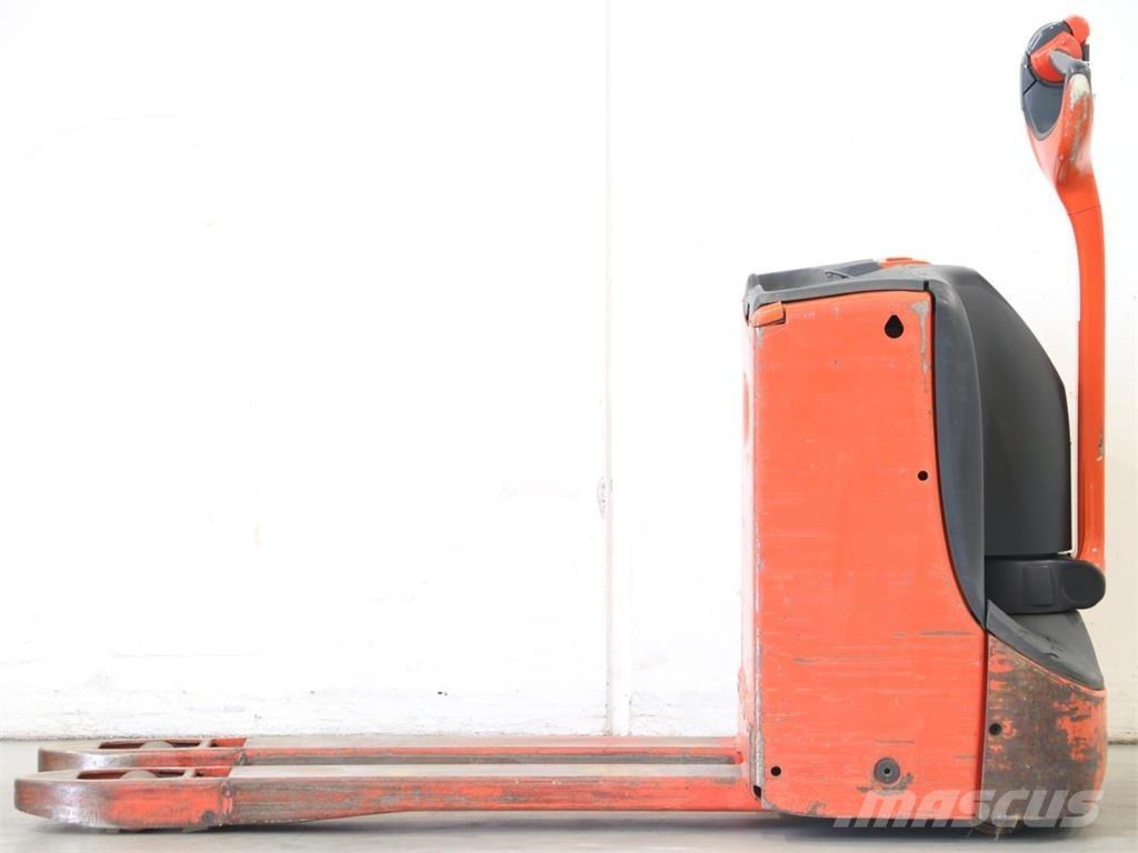Linde T16/1152-02 Колички високоповдигачи с теглич
