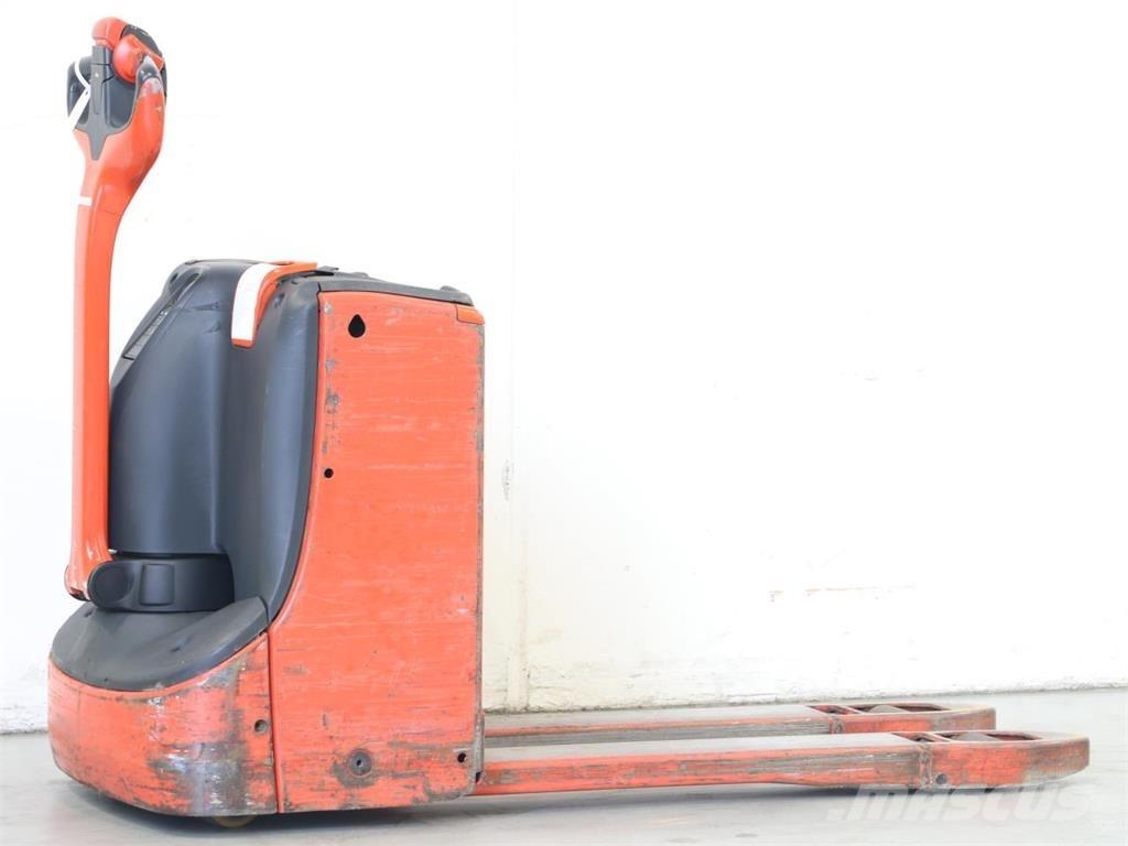 Linde T16/1152-02 Колички високоповдигачи с теглич