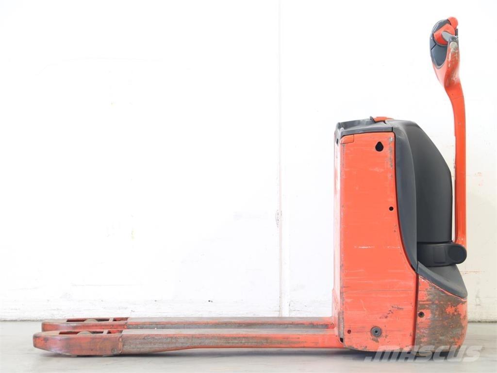 Linde T16/1152-02 Колички високоповдигачи с теглич