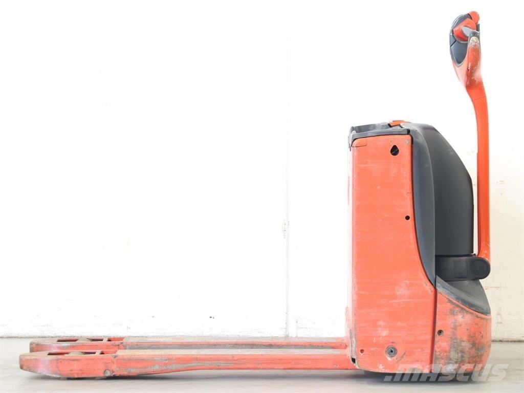 Linde T16/1152-02 Колички високоповдигачи с теглич