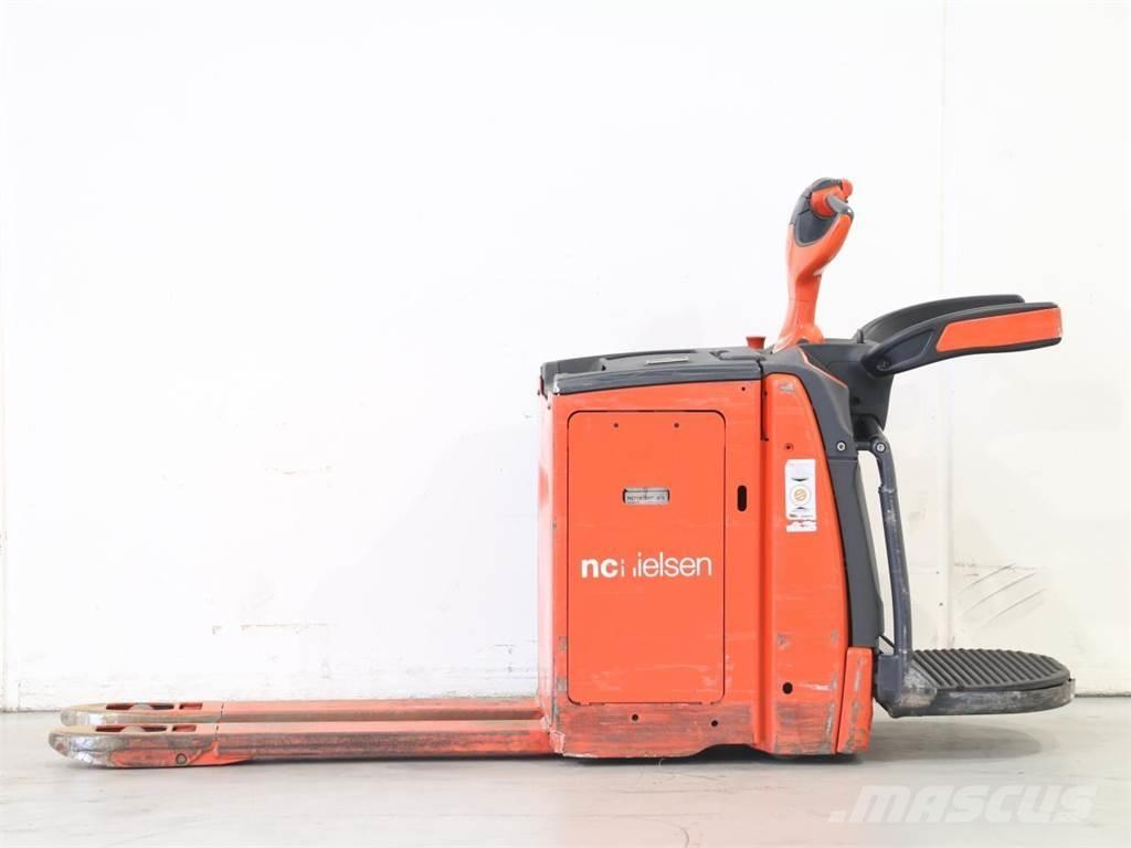 Linde T20AP/1153-00 Колички високоповдигачи с теглич