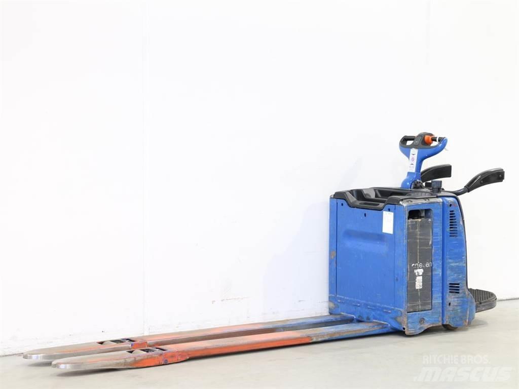 Linde T20AP/131 Колички високоповдигачи с теглич