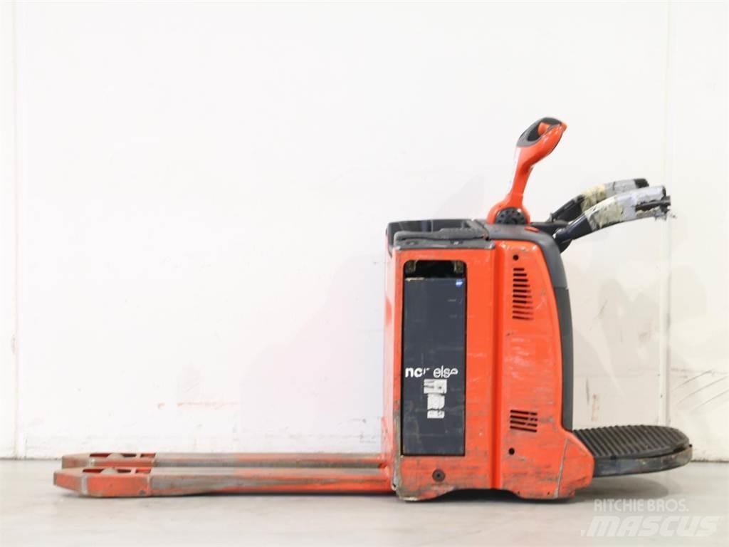 Linde T20AP/131 Колички високоповдигачи с теглич