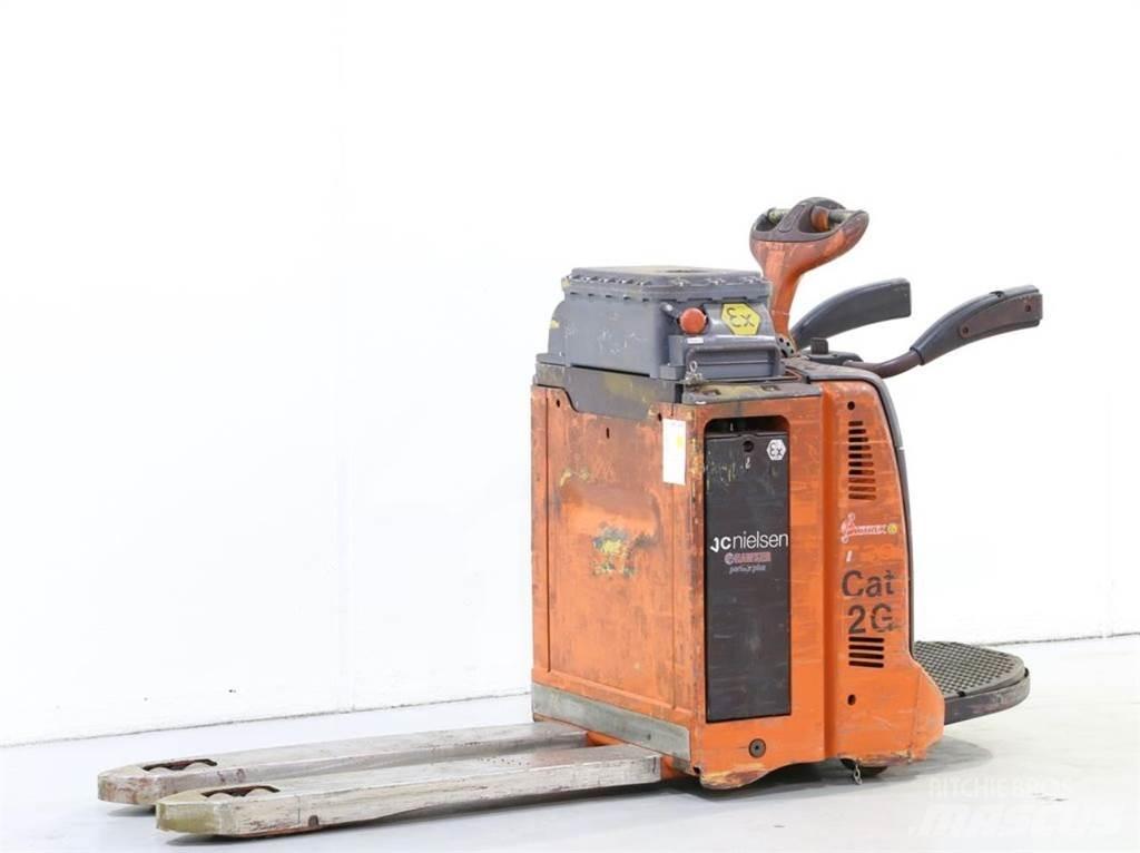Linde T20AP/131 Колички високоповдигачи с теглич