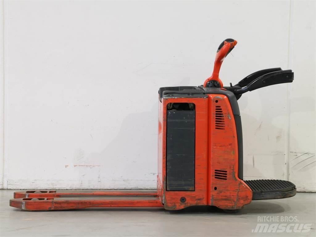 Linde T20AP/131 Колички високоповдигачи с теглич
