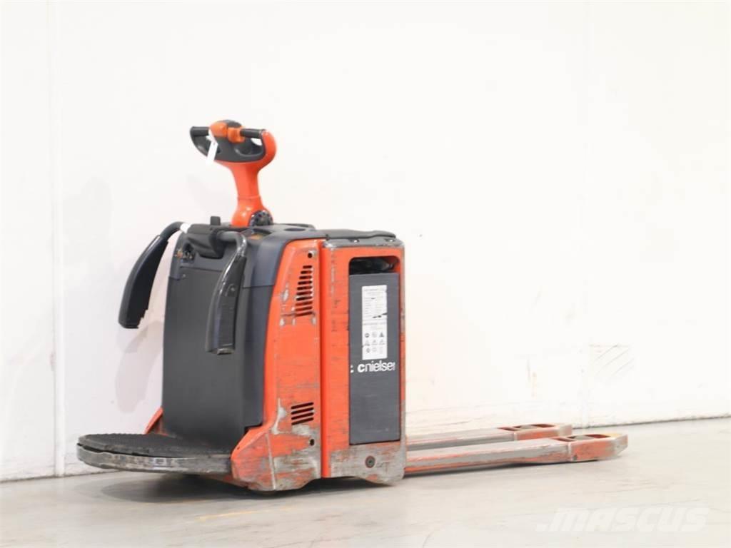Linde T20AP/131 Колички високоповдигачи с теглич
