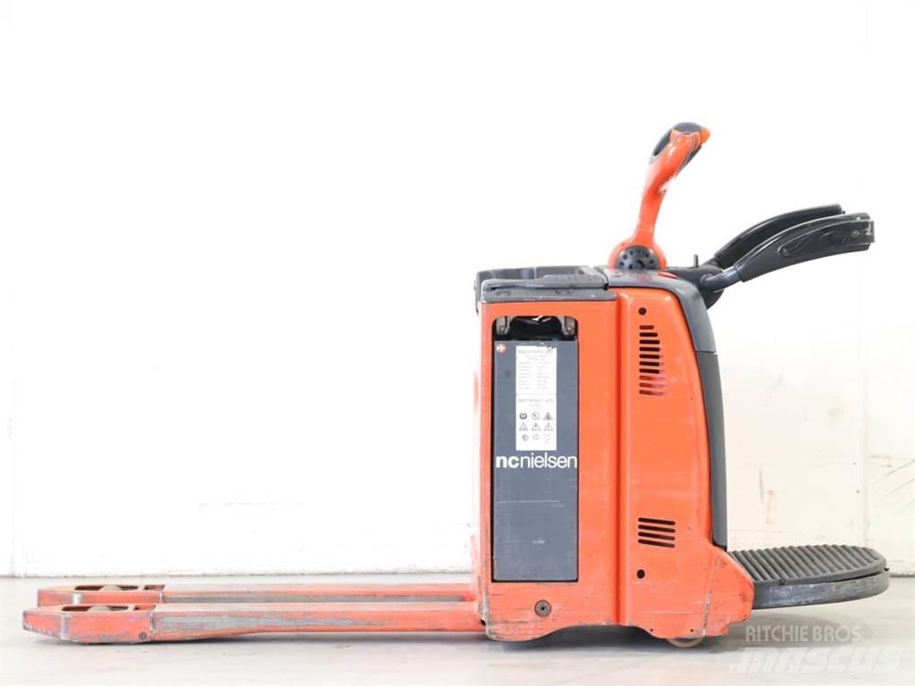 Linde T20AP/131-08 Колички високоповдигачи с теглич