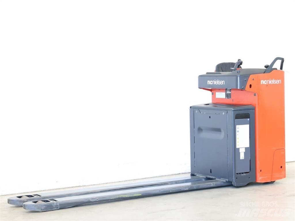 Linde T20R/1154 Колички високоповдигачи с теглич