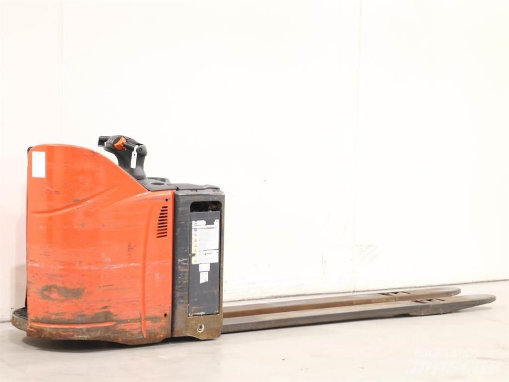 Linde T20SP/131 Колички високоповдигачи с теглич