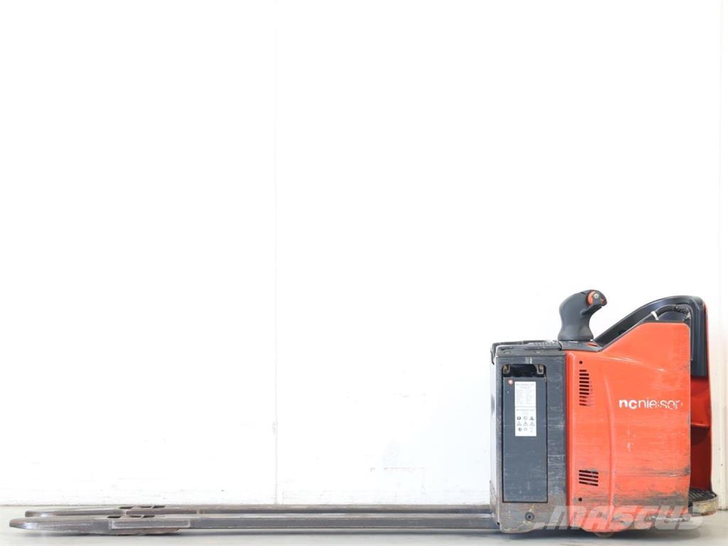 Linde T20SP/131 Колички високоповдигачи с теглич