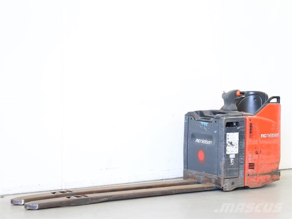 Linde T20SP/131 Колички високоповдигачи с теглич