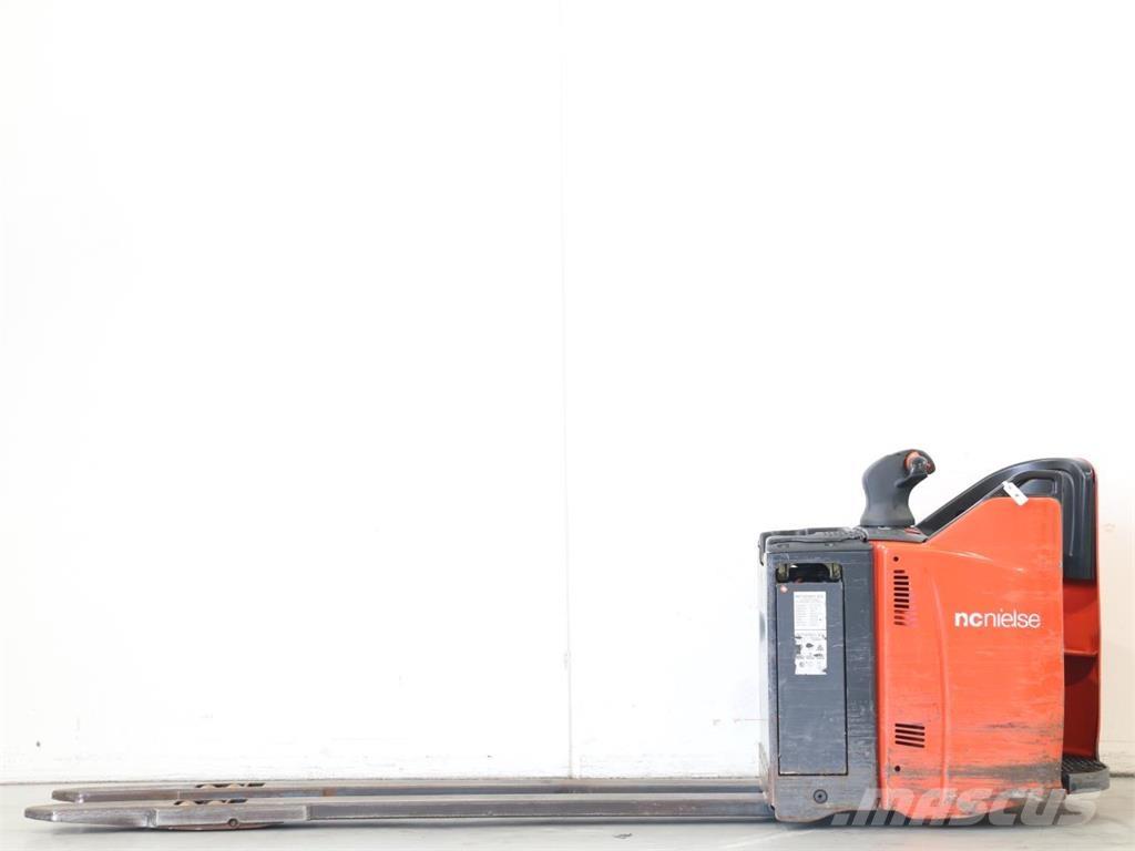 Linde T20SP/131 Колички високоповдигачи с теглич