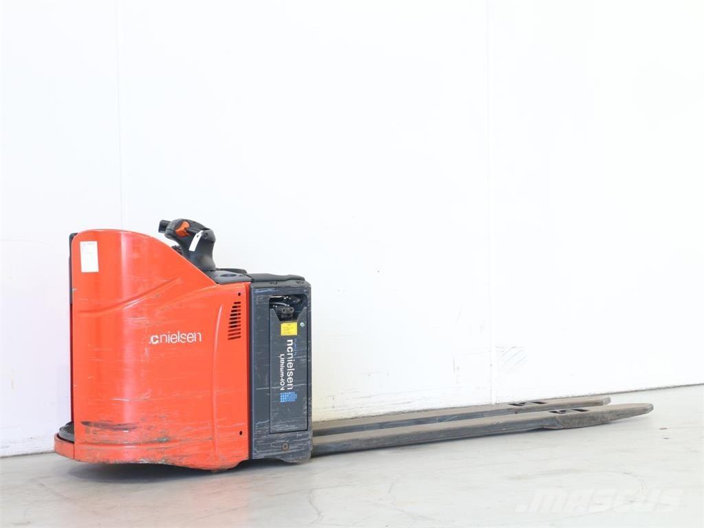Linde T20SP/131 Колички високоповдигачи с теглич