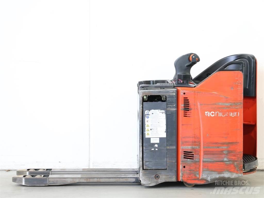 Linde T20SP/131 Колички високоповдигачи с теглич